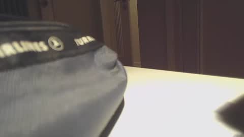 Snapshot of ezcoda chatting on January 1, 12:32 am EZCODA online show from January 1, 12:32 am