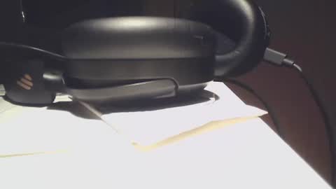 Snapshot of ezcoda chatting on December 21, 3:36 am EZCODA online show from December 21, 3:36 am