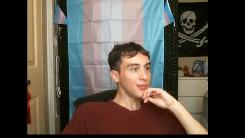 Snapshot of ezra_naamah chatting on December 15, 4:59 pm Ezra Naamah online show from December 15, 4:59 pm