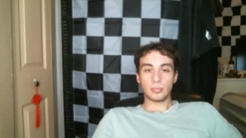 Snapshot of ezra_naamah chatting on January 24, 6:56 pm Ezra Naamah online show from January 24, 6:56 pm