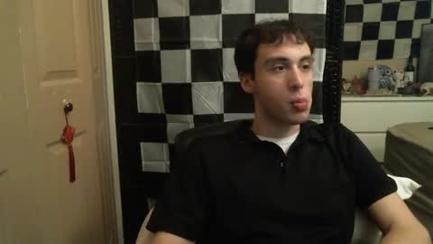 Snapshot of ezra_naamah chatting on January 27, 2:31 am Ezra Naamah online show from January 27, 2:31 am