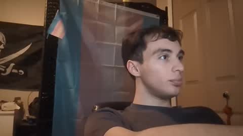 Snapshot of ezra_naamah chatting on December 23, 1:51 am Ezra Naamah online show from December 23, 1:51 am