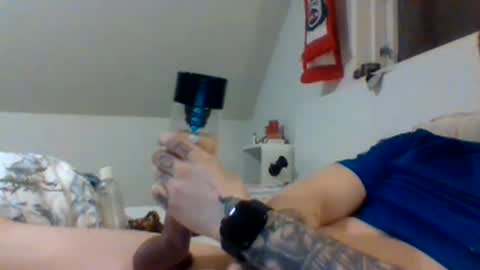 Dennis online show from December 28, 2:22 am