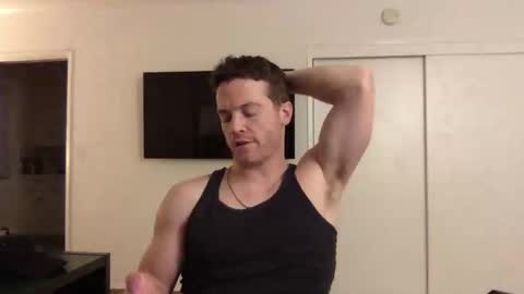 Snapshot of fairybae5 chatting on January 26, 5:56 am Travis online show from January 26, 5:56 am