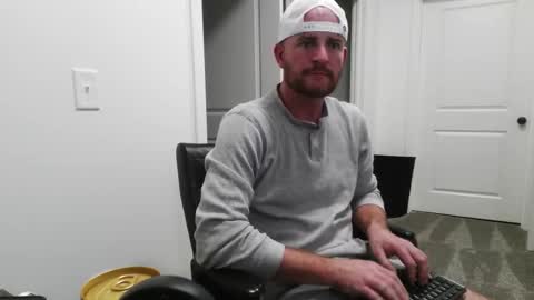 Snapshot of fallout7657 chatting on October 18, 7:24 am Daddy online show from October 18, 7:24 am