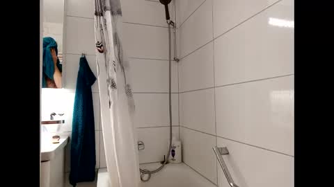 falushp online show from October 22, 9:57 am