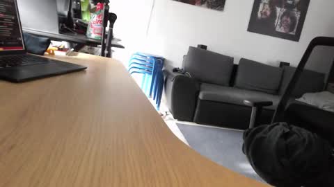 Snapshot of fandedanny chatting on September 16, 7:42 am fandedanny online show from September 16, 7:42 am