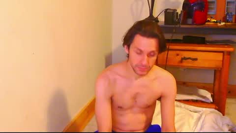 Fan Friction online show from December 18, 2:42 am