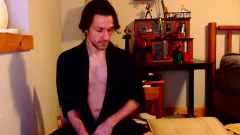 Fan Friction online show from December 13, 2:49 pm