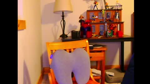 Fan Friction online show from December 16, 7:48 am