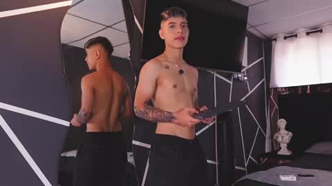 Snapshot of farid_jake_ chatting on January 11, 7:05 pm farid_jake_ online show from January 11, 7:05 pm