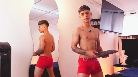 Snapshot of farid_jake_ chatting on February 9, 5:22 pm farid_jake_ online show from February 9, 5:22 pm