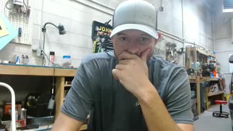 farmboy4720 online show from September 13, 2:18 pm