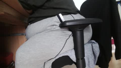 Fat Bernd online show from February 16, 3:27 pm