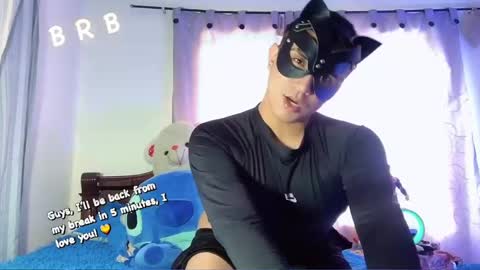 Johan online show from March 7, 10:43 pm