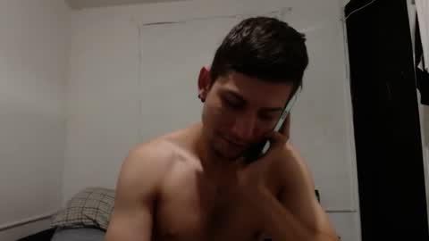 Snapshot of felipe227 chatting on September 14, 11:18 pm jhonatan felipe online show from September 14, 11:18 pm