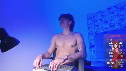 Felix  online show from October 2, 8:35 pm