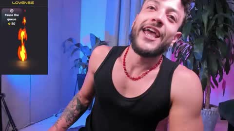 FelixSantos online show from October 9, 10:47 pm