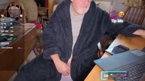 Adam online show from November 16, 9:44 am