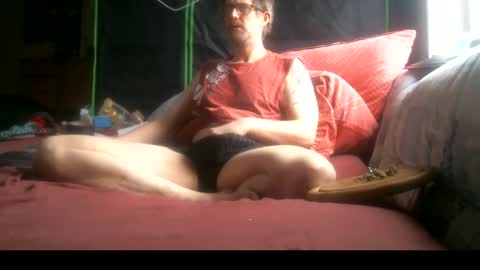 Snapshot of fendermann38 chatting on February 10, 1:33 pm Fendermann38 online show from February 10, 1:33 pm