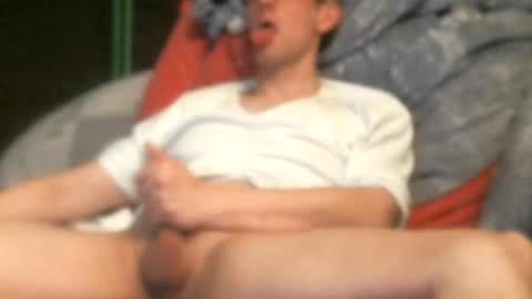 Snapshot of fendermann38 chatting on February 26, 7:03 pm Fendermann38 online show from February 26, 7:03 pm