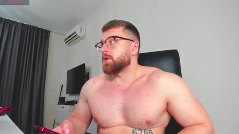 FindomGuyXXX online show from February 13, 8:25 pm