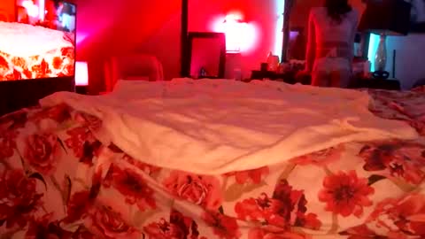 J online show from February 20, 6:37 am