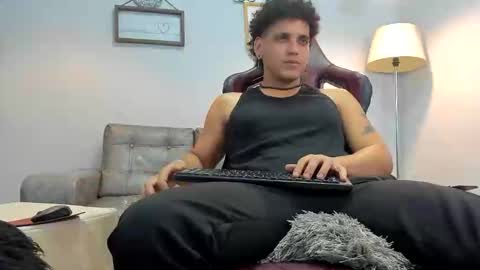 fire_boy69 online show from November 29, 6:32 pm