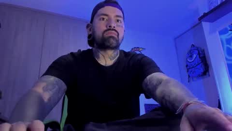 Snapshot of fisherrman666 chatting on October 23, 1:20 am fisherrman666 online show from October 23, 1:20 am