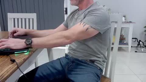 fit_worker online show from June 25, 3:42 am