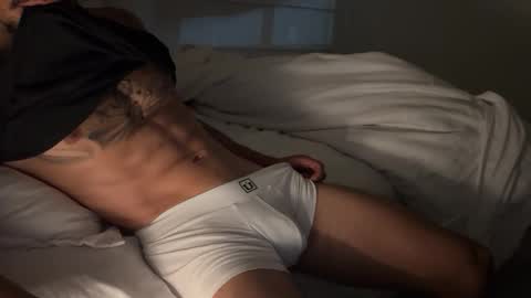 fitjacques online show from April 26, 3:59 am