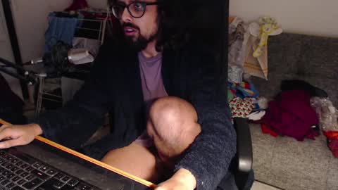 fizz6572 online show from March 12, 9:03 pm