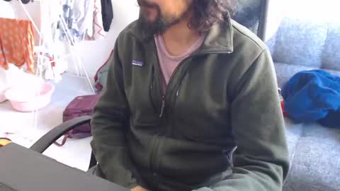 fizz6572 online show from March 3, 11:06 am