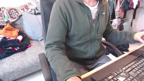 fizz6572 online show from January 6, 10:24 am