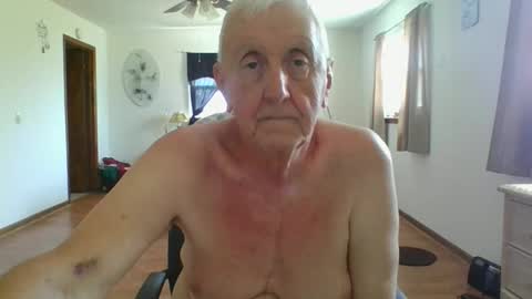 flamale65to online show from April 4, 7:22 pm