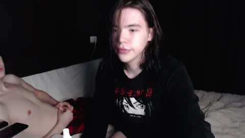 Robin online show from December 13, 12:28 pm