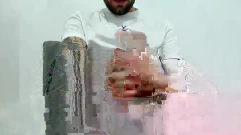 FLASH ME NOW online show from February 3, 5:29 pm