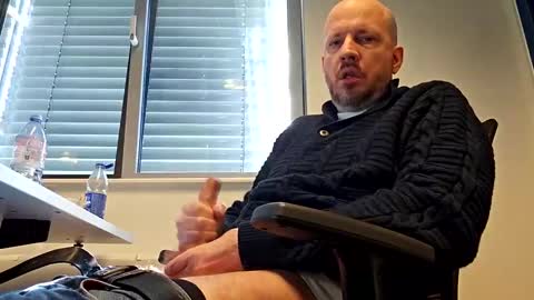 Snapshot of florentobeissant chatting on February 27, 12:02 pm Florent online show from February 27, 12:02 pm