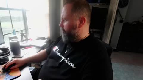 Snapshot of floridabearlive chatting on October 26, 9:50 pm FloridaBearLive online show from October 26, 9:50 pm