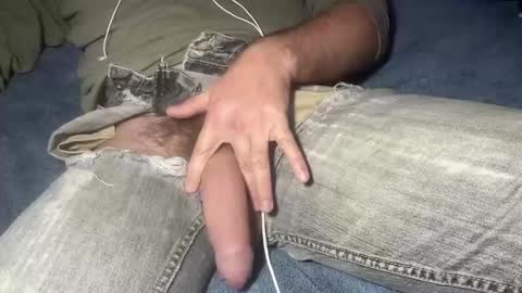 Snapshot of flow_art chatting on December 31, 8:37 am Flow Art online show from December 31, 8:37 am