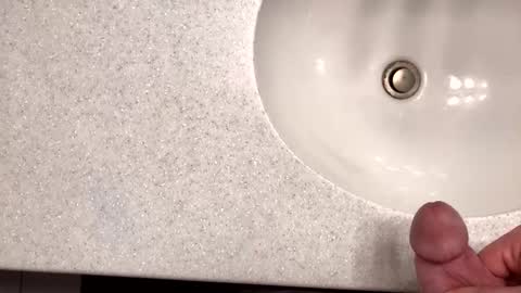 Snapshot of flowaley chatting on January 19, 5:37 am flowaley online show from January 19, 5:37 am