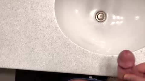 Snapshot of flowaley chatting on December 31, 1:04 am flowaley online show from December 31, 1:04 am