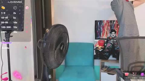 flowers109 online show from March 17, 10:45 pm