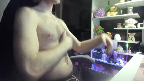 fluffycat  online show from November 24, 4:57 am