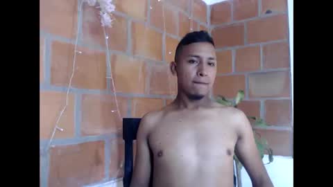 fomax711 online show from October 29, 9:29 pm