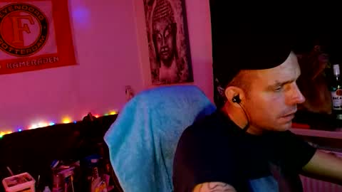 Hard2DaCore22 online show from October 2, 1:42 am