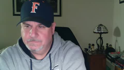 Snapshot of foreplayman22 chatting on December 14, 4:45 am foreplayman22 online show from December 14, 4:45 am