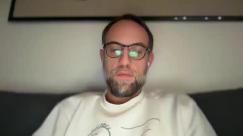 fra___ online show from December 16, 12:18 am