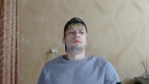 frame_tamer888 online show from May 21, 8:24 pm