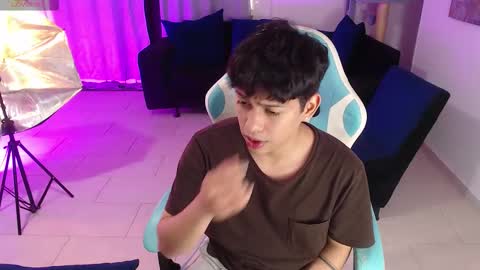 frank online show from January 15, 8:55 pm